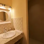 Maison 2 *